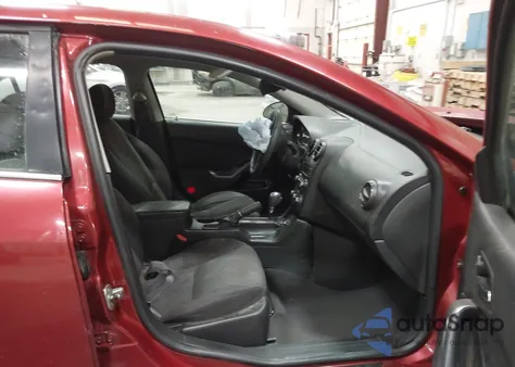 2008 Pontiac G6 Value Leader z USA, uszkodzony, nr VIN 1G2ZF57BX84123601